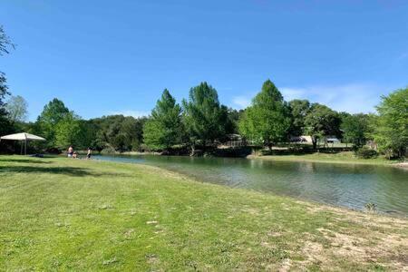The Outlook - And Deck Views Of Hill Country Hébergement de vacances *