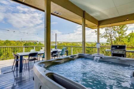 Hébergement de vacances The Outlook - And Deck Views Of Hill Country Dripping Springs